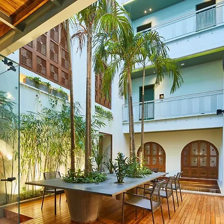 Boutique Casona Del Colegio Hotel