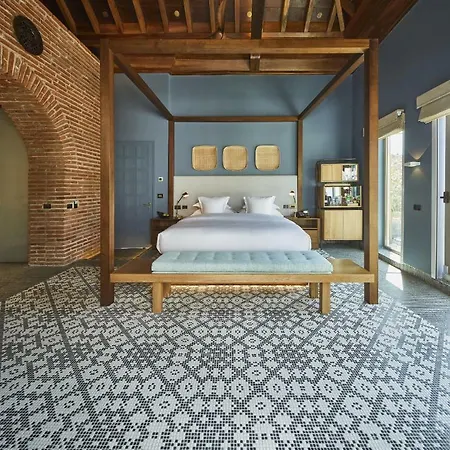 Boutique Casona Del Colegio Hotel 5*